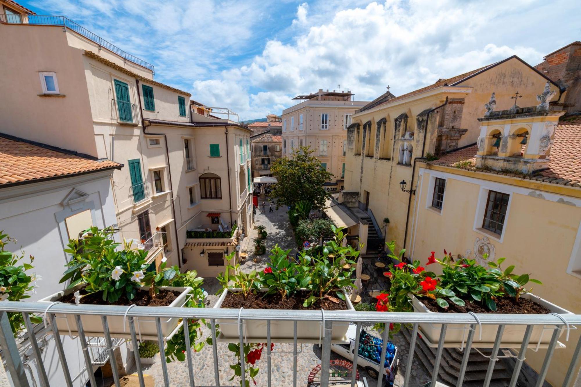 Bed and Breakfast La Divina - Free Parking - Tropea Exterior foto