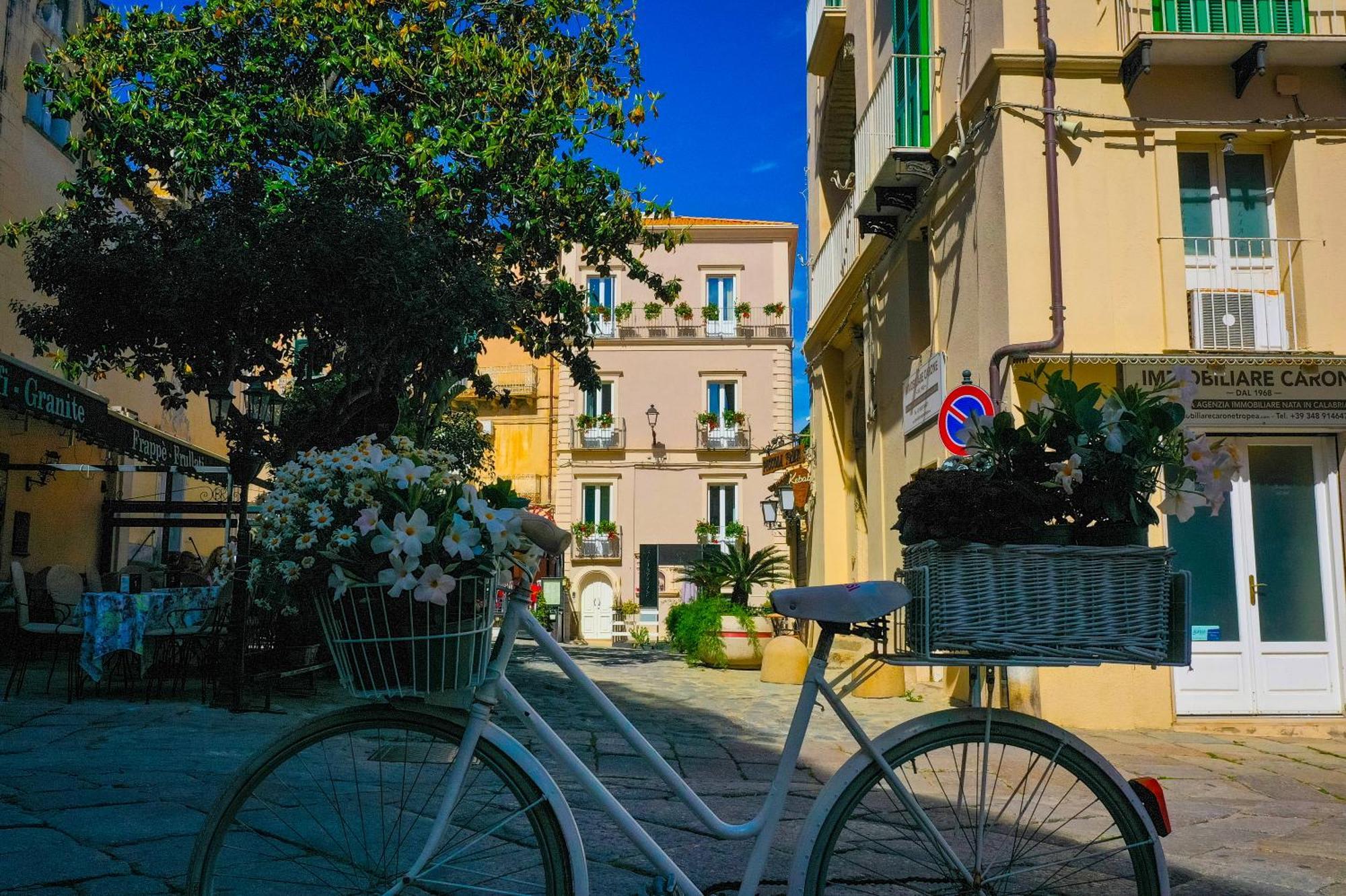 Bed and Breakfast La Divina - Free Parking - Tropea Exterior foto